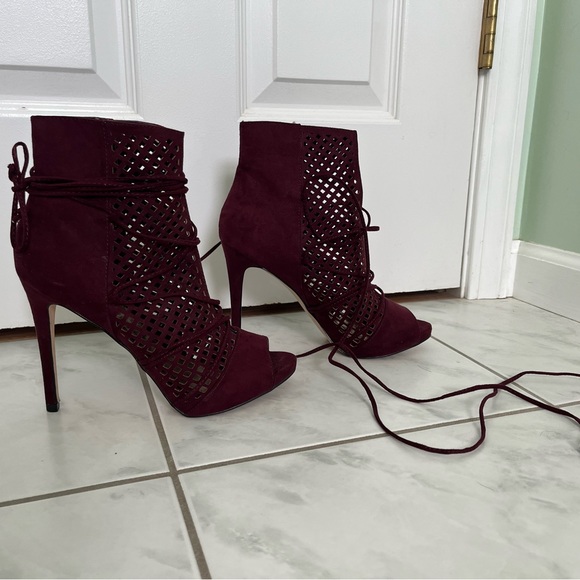 Guess Raella Booties, Heels Wine colored, lace up, peep toe - Picture 2 of 6